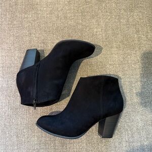 Women’s Old Navy Boots